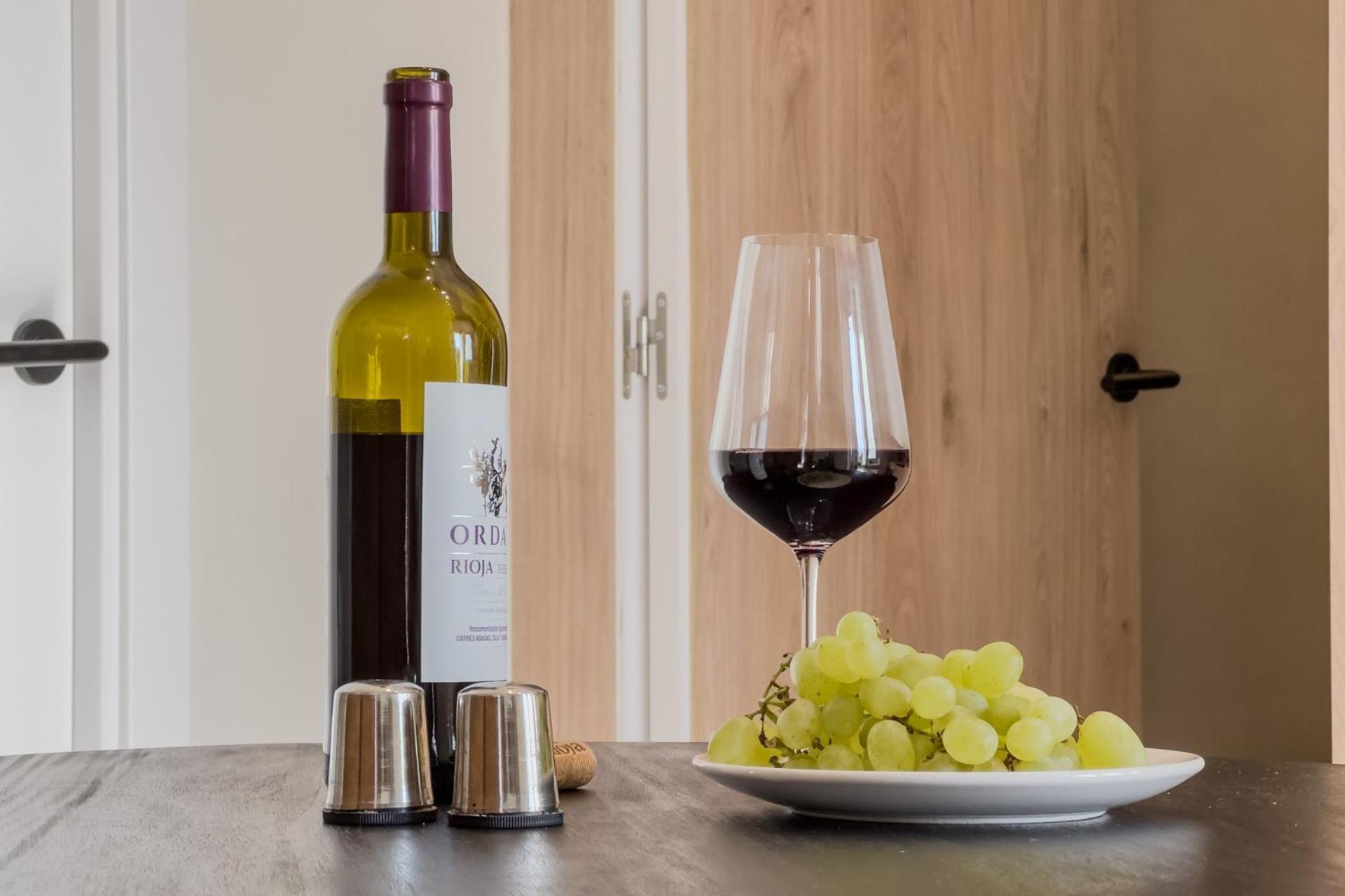 Oasis Suites Near Picasso Museum Barcellona Esterno foto